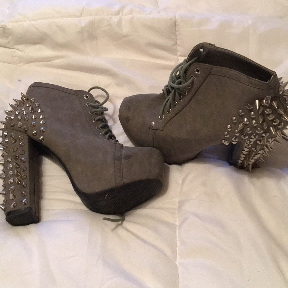 Size 8 heels